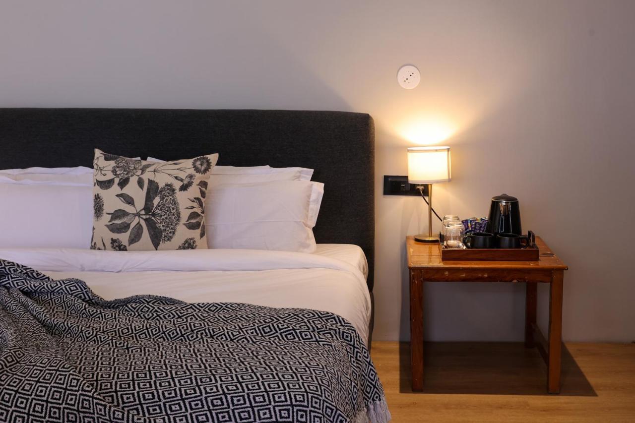 Warehouse X Poshtel Hotel Manāli Екстериор снимка